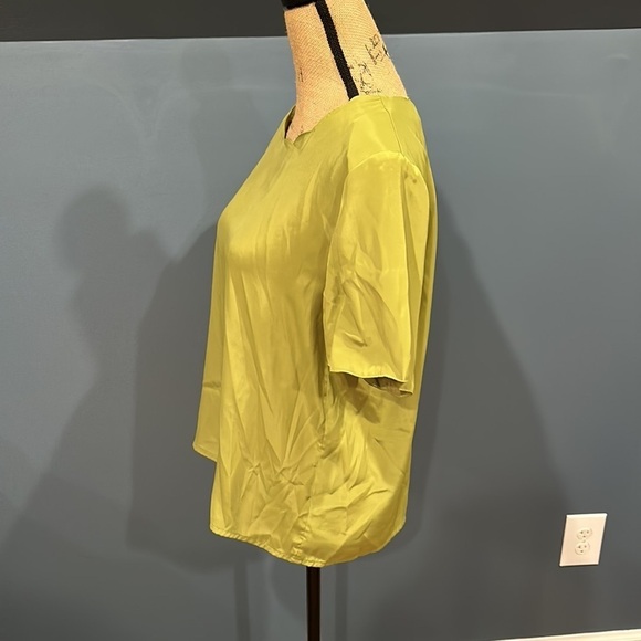 SaraStephen short sleeve blouse size medium women’s - Picture 3 of 6